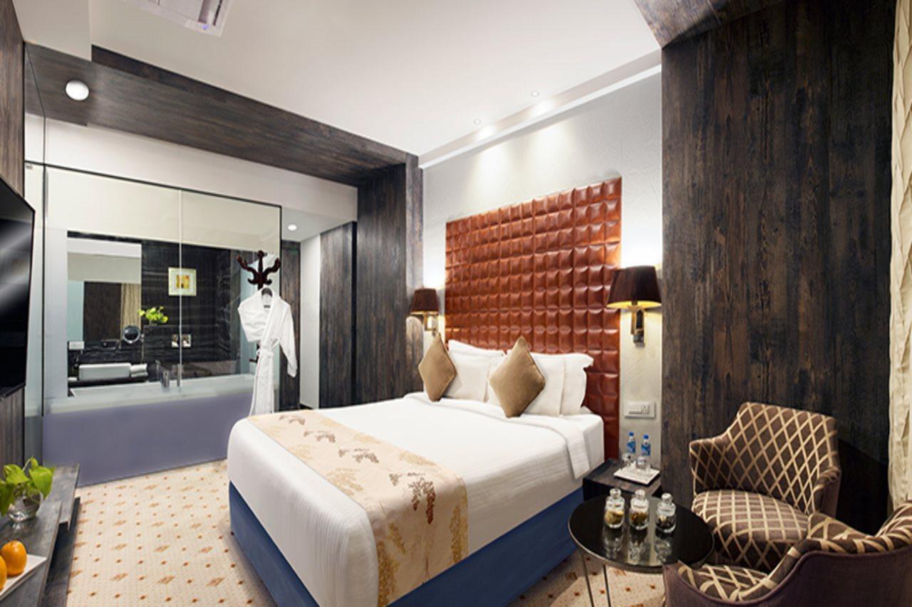 Regenta Central Hotel&Convention Centre Nagpur Buitenkant foto